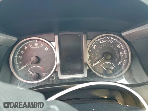 ✅ 2018 Toyota Tacoma SR5 • VIN: 3TMAZ5CNXJM062647 • Lot: 90434275. Listed on Copart with 83,464 mi. Free auction sales archive from the USA and detailed vehicle history report at DreamBid. Image 9.