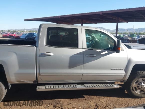 ✅ 2016 Chevrolet Silverado 2500HD LT • VIN: 1GC1KVE87GF305772 • Lot: 43575441. Listed on IAAI with 85,840 mi. Free auction sales archive from the USA and detailed vehicle history report at DreamBid. Image 14.