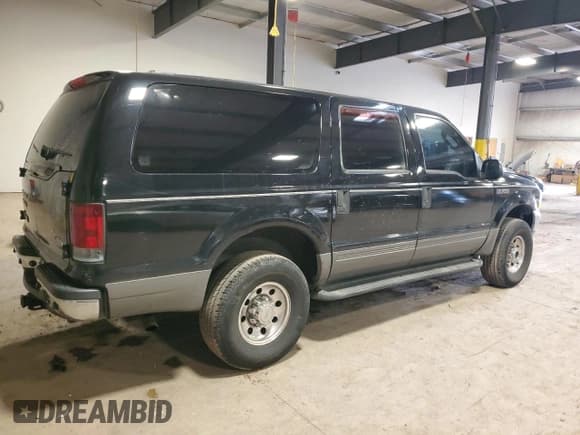 ✅ 2003 Ford Excursion Special Serv • VIN: 1FMNU41S63EA06700 • Лот: 52320015. Опубликован ранее на Copart с пробегом 224 158 миль. Бесплатный доступ к архиву аукционных продаж из США и подробный отчёт об истории автомобиля на DreamBid. Изображение 3.
