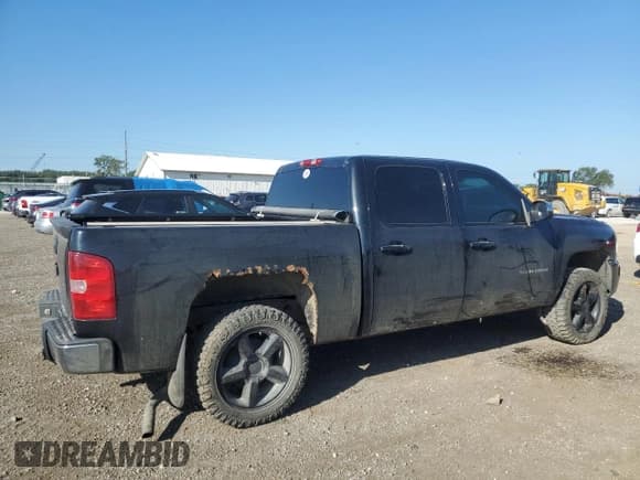 ✅ 2010 Chevrolet Silverado 1500 LTZ • VIN: 3GCRKTE38AG268104 • Лот: 70169855. Опубликован ранее на Copart с пробегом 225 319 миль. Бесплатный доступ к архиву аукционных продаж из США и подробный отчёт об истории автомобиля на DreamBid. Изображение 3.