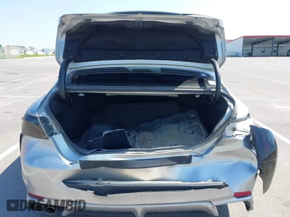 2021 Toyota Camry Hybrid SE z VIN 4T1G31AKXMU562641, wystawiony jako IAAI lot #42415712 z przebiegiem 71 085 mil mil oraz . Historia ofert i sprzedaży dostępna na DreamBid. Obrazek 6.