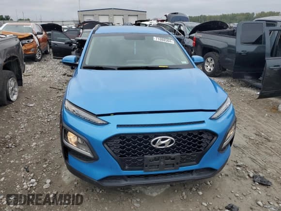 ✅ 2018 Hyundai Kona SEL • VIN: KM8K22AA3JU080017 • Лот: 71088584. Опубликован ранее на Copart с пробегом 27 081 миль. Бесплатный доступ к архиву аукционных продаж из США и подробный отчёт об истории автомобиля на DreamBid. Изображение 5.