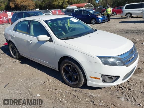 ✅ 2010 Ford Fusion SE • VIN: 3FAHP0HA6AR424074 • Lot: 43719312. Wystawiony na IAAI z przebiegiem 177 121 mil. Bezpłatny archiwum sprzedaży aukcyjnych z USA i szczegółowy raport historii pojazdu na DreamBid. Zdjęcie 1.