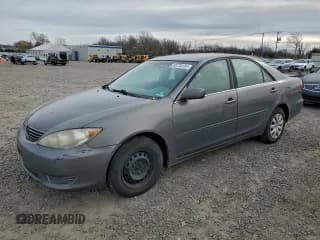 ✅ 2005 Toyota Camry LE • VIN: 4T1BE32K25U535384 • Lot: 95130185. Listed on Copart with 280,922 mi. Free auction sales archive from the USA and detailed vehicle history report at DreamBid. Image 1.