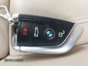 ✅ 2020 BMW 3 Series 330i • VIN: 3MW5R1J01L8B25726 • Lot: 43603128. Wystawiony na IAAI z przebiegiem 37 066 mil. Bezpłatny archiwum sprzedaży aukcyjnych z USA i szczegółowy raport historii pojazdu na DreamBid. Zdjęcie 11.