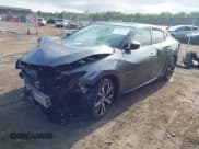 ✅ 2017 Nissan Maxima Platinum • VIN: 1N4AA6AP5HC400958 • Lot: 42668677. Wystawiony na IAAI z przebiegiem 102 467 mil. Bezpłatny archiwum sprzedaży aukcyjnych z USA i szczegółowy raport historii pojazdu na DreamBid. Zdjęcie 2.