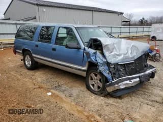 ✅ 1994 Chevrolet Suburban • VIN: 1GNEC16K4RJ318097 • Lot: 45222074. Wystawiony na Copart z przebiegiem 307 232 mil. Bezpłatny archiwum sprzedaży aukcyjnych z USA i szczegółowy raport historii pojazdu na DreamBid. Zdjęcie 4.