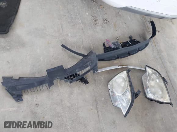 ✅ 2014 Chevrolet Captiva Sport LTZ • VIN: 3GNAL4EK7ES638346 • Lot: 42641330. Wystawiony na IAAI z przebiegiem 184 038 mil. Bezpłatny archiwum sprzedaży aukcyjnych z USA i szczegółowy raport historii pojazdu na DreamBid. Zdjęcie 12.