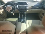 ✅ 2017 Honda Accord Touring • VIN: 1HGCR3F96HA045591 • Lot: 91858085. Wystawiony na Copart z przebiegiem 68 091 mil. Bezpłatny archiwum sprzedaży aukcyjnych z USA i szczegółowy raport historii pojazdu na DreamBid. Zdjęcie 8.