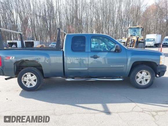 ✅ 2009 Chevrolet Silverado 1500 LT • VIN: 1GCEK29089Z295534 • Лот: 43683095. Опубликован ранее на IAAI с пробегом 214 225 миль. Бесплатный доступ к архиву аукционных продаж из США и подробный отчёт об истории автомобиля на DreamBid. Изображение 13.