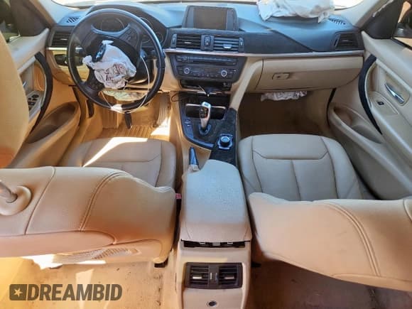 ✅ 2013 BMW 3 Series 320i • VIN: WBA3B1C52DF462824 • Лот: 89496485. Опубликован ранее на Copart с пробегом 114 087 миль. Бесплатный доступ к архиву аукционных продаж из США и подробный отчёт об истории автомобиля на DreamBid. Изображение 8.