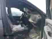 2004 Dodge 3500 ST z VIN 3D7LU38C84G204635, wystawiony jako IAAI lot #41544580 z przebiegiem Nie podano mil oraz . Historia ofert i sprzedaży dostępna na DreamBid. Obrazek 5.