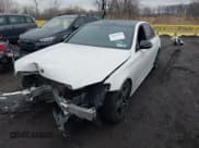 ✅ 2021 Mercedes-Benz E 350 • VIN: W1KZF8EB6MB001569 • Lot: 41651693. Wystawiony na IAAI z przebiegiem 35 156 mil. Bezpłatny archiwum sprzedaży aukcyjnych z USA i szczegółowy raport historii pojazdu na DreamBid. Zdjęcie 2.