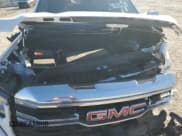 ✅ 2025 GMC Sierra 1500 SLT • VIN: 3GTPHDED1SG135321 • Лот: 45655995. Опубликован ранее на Copart с пробегом 3 716 миль. Бесплатный доступ к архиву аукционных продаж из США и подробный отчёт об истории автомобиля на DreamBid. Изображение 13.