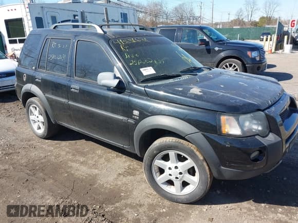 ✅ 2004 Land Rover Freelander • VIN: SALNE22294A401217 • Лот: 41831631. Опубликован ранее на IAAI с пробегом Не указан. Бесплатный доступ к архиву аукционных продаж из США и подробный отчёт об истории автомобиля на DreamBid. Изображение 1.