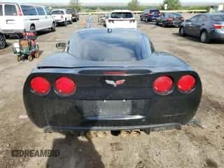 2005 Chevrolet Corvette с VIN 1G1YY24U255125184, выставлен на аукционе Copart как лот 61068644 с пробегом 107 602 миль миль и Списание • Salvage title. История ставок и продаж доступна на DreamBid. Изображение 6.