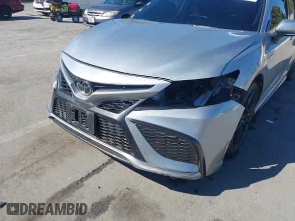 ✅ 2022 Toyota Camry XSE • VIN: 4T1K61AK8NU033210 • Лот: 43490915. Опубликован ранее на IAAI с пробегом 39 466 миль. Бесплатный доступ к архиву аукционных продаж из США и подробный отчёт об истории автомобиля на DreamBid. Изображение 18.