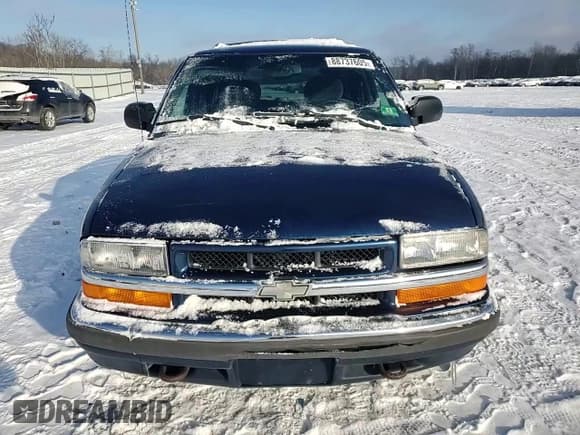 ✅ 2001 Chevrolet Blazer LT • VIN: 1GNDT13W412198237 • Lot: 88737605. Wystawiony na Copart z przebiegiem 202 398 mil. Bezpłatny archiwum sprzedaży aukcyjnych z USA i szczegółowy raport historii pojazdu na DreamBid. Zdjęcie 12.