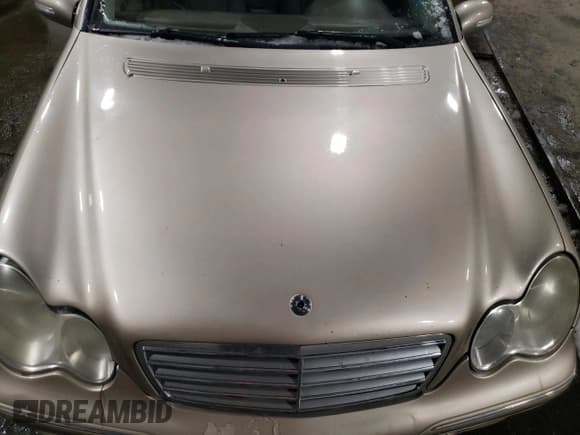 ✅ 2005 Mercedes-Benz C 240 • VIN: WDBRF81J95F673190 • Lot: 42858495. Listed on Copart with Not provided. Free auction sales archive from the USA and detailed vehicle history report at DreamBid. Image 11.