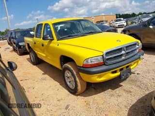 2004 Dodge Dakota Sport z VIN 1D7HG38N14S752273, wystawiony jako IAAI lot #42311042 z przebiegiem 157 402 mil mil oraz . Historia ofert i sprzedaży dostępna na DreamBid. Obrazek 1.