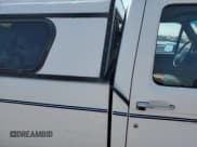 ✅ 1992 Ford F-150 • VIN: 1FTDF15Y6NNA72948 • Lot: 70535984. Wystawiony na Copart z przebiegiem Nie podano. Bezpłatny archiwum sprzedaży aukcyjnych z USA i szczegółowy raport historii pojazdu na DreamBid. Zdjęcie 10.