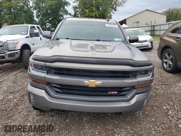 ✅ 2017 Chevrolet Silverado 1500 LT • VIN: 1GCVKREC0HZ265435 • Лот: 71973704. Опубликован ранее на Copart с пробегом 88 903 миль. Бесплатный доступ к архиву аукционных продаж из США и подробный отчёт об истории автомобиля на DreamBid. Изображение 5.
