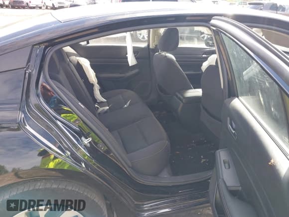 ✅ 2020 Nissan Altima S • VIN: 1N4BL4BV8LC182958 • Лот: 43463013. Опубликован ранее на IAAI с пробегом 72 474 миль. Бесплатный доступ к архиву аукционных продаж из США и подробный отчёт об истории автомобиля на DreamBid. Изображение 8.