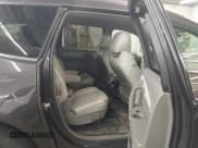 ✅ 2015 Chevrolet Traverse LT • VIN: 1GNKRHKD2FJ167872 • Lot: 43021059. Wystawiony na IAAI z przebiegiem 157 665 mil. Bezpłatny archiwum sprzedaży aukcyjnych z USA i szczegółowy raport historii pojazdu na DreamBid. Zdjęcie 8.