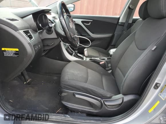 ✅ 2016 Hyundai Elantra SE • VIN: 5NPDH4AE6GH795550 • Лот: 51496625. Опубликован ранее на Copart с пробегом 129 531 миль. Бесплатный доступ к архиву аукционных продаж из США и подробный отчёт об истории автомобиля на DreamBid. Изображение 7.