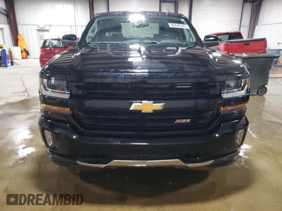 ✅ 2018 Chevrolet Silverado 1500 LT • VIN: 1GCVKREC1JZ332095 • Lot: 90496585. Wystawiony na Copart z przebiegiem 64 692 mil. Bezpłatny archiwum sprzedaży aukcyjnych z USA i szczegółowy raport historii pojazdu na DreamBid. Zdjęcie 5.