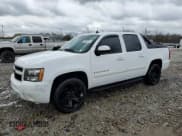 ✅ 2008 Chevrolet Avalanche 2LT • VIN: 3GNEC12068G248249 • Lot: 83053044. Wystawiony na Copart z przebiegiem 183 774 mil. Bezpłatny archiwum sprzedaży aukcyjnych z USA i szczegółowy raport historii pojazdu na DreamBid. Zdjęcie 1.