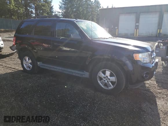 ✅ 2009 Ford Escape XLT • VIN: 1FMCU93G89KB95633 • Lot: 93309725. Listed on Copart with 111,566 mi. Free auction sales archive from the USA and detailed vehicle history report at DreamBid. Image 4.