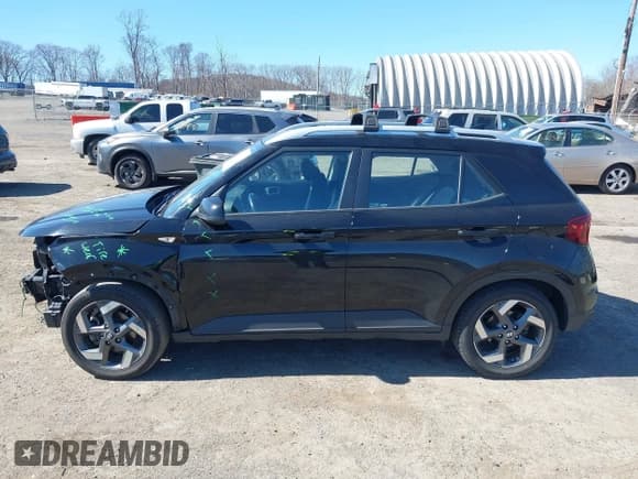 ✅ 2021 Hyundai Venue SEL • VIN: KMHRC8A31MU085088 • Lot: 41904939. Listed on IAAI with 72,719 mi. Free auction sales archive from the USA and detailed vehicle history report at DreamBid. Image 15.