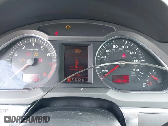 ✅ 2006 Audi A6 • VIN: WAUDG74F36N057404 • Лот: 41611377. Опубликован ранее на IAAI с пробегом 207 481 миль. Бесплатный доступ к архиву аукционных продаж из США и подробный отчёт об истории автомобиля на DreamBid. Изображение 7.