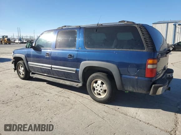 ✅ 2001 Chevrolet Suburban LS • VIN: 3GNEC16T01G289356 • Лот: 47072495. Опубликован ранее на Copart с пробегом 225 204 миль. Бесплатный доступ к архиву аукционных продаж из США и подробный отчёт об истории автомобиля на DreamBid. Изображение 2.