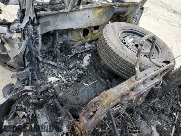 ✅ 2020 Jeep Gladiator • VIN: NOVIN47975375 • Лот: 47975375. Опубликован ранее на Copart с пробегом Не указан. Бесплатный доступ к архиву аукционных продаж из США и подробный отчёт об истории автомобиля на DreamBid. Изображение 8.