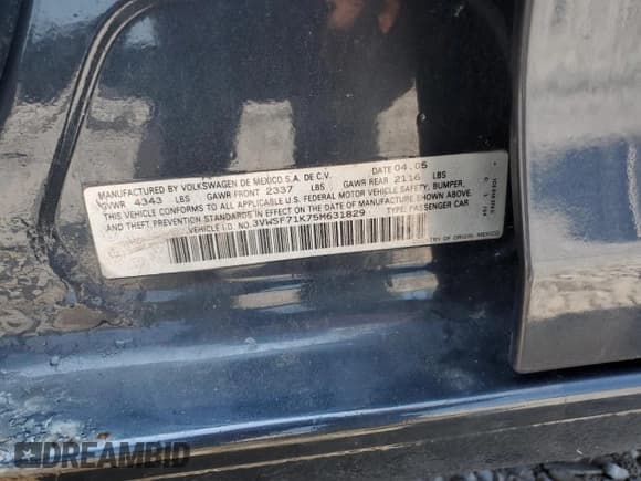 ✅ 2005 Volkswagen Jetta 2.5L • VIN: 3VWSF71K75M631829 • Lot: 60106015. Listed on Copart with 212,408 mi. Free auction sales archive from the USA and detailed vehicle history report at DreamBid. Image 12.