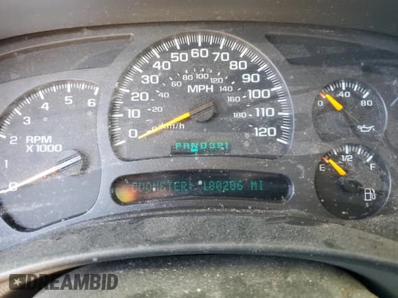 ✅ 2004 Chevrolet Tahoe LS • VIN: 1GNEC13T44J125146 • Lot: 67105365. Listed on Copart with 180,286 mi. Free auction sales archive from the USA and detailed vehicle history report at DreamBid. Image 9.