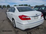 ✅ 2013 Hyundai Genesis 3.8L • VIN: KMHGC4DD6DU223938 • Lot: 43379736. Wystawiony na IAAI z przebiegiem 152 324 mil. Bezpłatny archiwum sprzedaży aukcyjnych z USA i szczegółowy raport historii pojazdu na DreamBid. Zdjęcie 3.