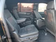 ✅ 2022 GMC Yukon XL Denali • VIN: 1GKS1JKL3NR143177 • Lot: 88546505. Wystawiony na Copart z przebiegiem Nie podano. Bezpłatny archiwum sprzedaży aukcyjnych z USA i szczegółowy raport historii pojazdu na DreamBid. Zdjęcie 11.