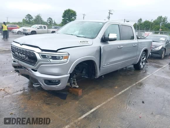 2023 Ram 1500 Limited с VIN 1C6SRFHT1PN531759, выставлен на аукционе IAAI как лот 42323882 с пробегом 47 809 миль миль и . История ставок и продаж доступна на DreamBid. Изображение 2.