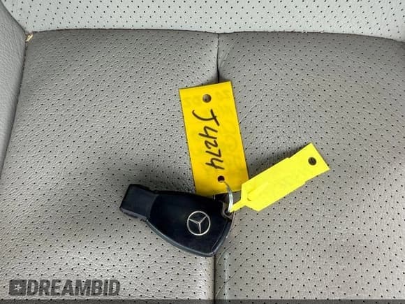 ✅ 2002 Mercedes-Benz CLK 320/430 • VIN: WDBLK65G32T103879 • Lot: 43653842. Wystawiony na IAAI z przebiegiem 126 939 mil. Bezpłatny archiwum sprzedaży aukcyjnych z USA i szczegółowy raport historii pojazdu na DreamBid. Zdjęcie 11.