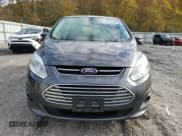 ✅ 2018 Ford C-Max Titanium • VIN: 1FADP5DU6JL102948 • Lot: 87415405. Wystawiony na Copart z przebiegiem 78 960 mil. Bezpłatny archiwum sprzedaży aukcyjnych z USA i szczegółowy raport historii pojazdu na DreamBid. Zdjęcie 5.