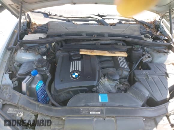 ✅ 2007 BMW 3 Series 328xi • VIN: WBAVC935X7KX55130 • Лот: 42018618. Опубликован ранее на IAAI с пробегом 232 500 миль. Бесплатный доступ к архиву аукционных продаж из США и подробный отчёт об истории автомобиля на DreamBid. Изображение 10.