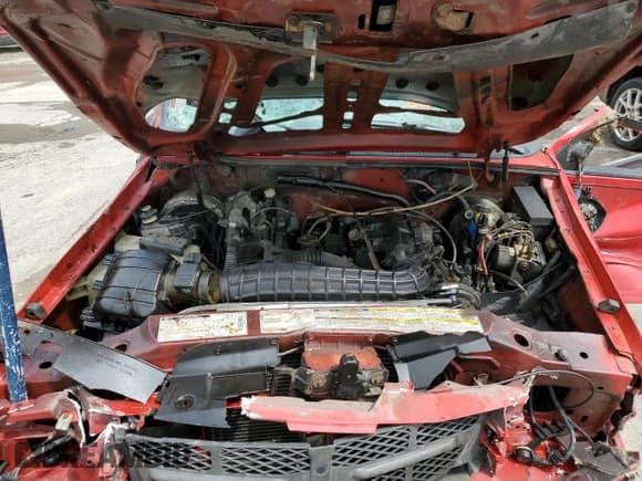 ✅ 1998 Ford Explorer XL • VIN: 1FMZU34X3WUD35920 • Lot: 57231265. Listed on Copart with 182,239 mi. Free auction sales archive from the USA and detailed vehicle history report at DreamBid. Image 12.