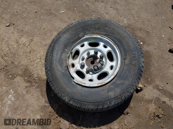 ✅ 2008 Chevrolet Silverado 2500HD 1LT • VIN: 1GCHC23618F132280 • Lot: 41981675. Wystawiony na IAAI z przebiegiem 164 487 mil. Bezpłatny archiwum sprzedaży aukcyjnych z USA i szczegółowy raport historii pojazdu na DreamBid. Zdjęcie 12.