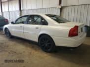 ✅ 2004 Volvo S80 • VIN: YV1TH59H941355562 • Lot: 82679234. Listed on Copart with 128,590 mi. Free auction sales archive from the USA and detailed vehicle history report at DreamBid. Image 2.