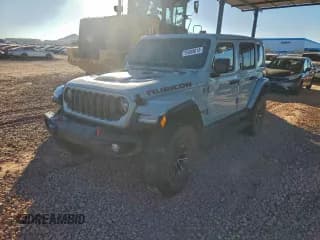 ✅ 2024 Jeep Wrangler Rubicon • VIN: 1C4RJXFG4RW277018 • Lot: 95089015. Wystawiony na Copart z przebiegiem 14 216 mil. Bezpłatny archiwum sprzedaży aukcyjnych z USA i szczegółowy raport historii pojazdu na DreamBid. Zdjęcie 1.