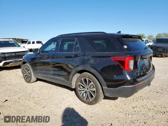 ✅ 2022 Ford Explorer ST-Line • VIN: 1FMSK7KH3NGB61645 • Lot: 90803125. Listed on Copart with 49,245 mi. Free auction sales archive from the USA and detailed vehicle history report at DreamBid. Image 2.