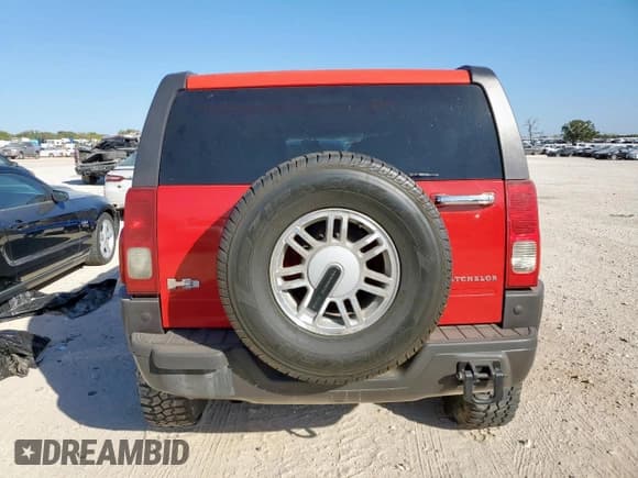 ✅ 2006 Hummer H3 • VIN: 5GTDN136868101086 • Лот: 92381905. Опубликован ранее на Copart с пробегом 186 353 миль. Бесплатный доступ к архиву аукционных продаж из США и подробный отчёт об истории автомобиля на DreamBid. Изображение 6.